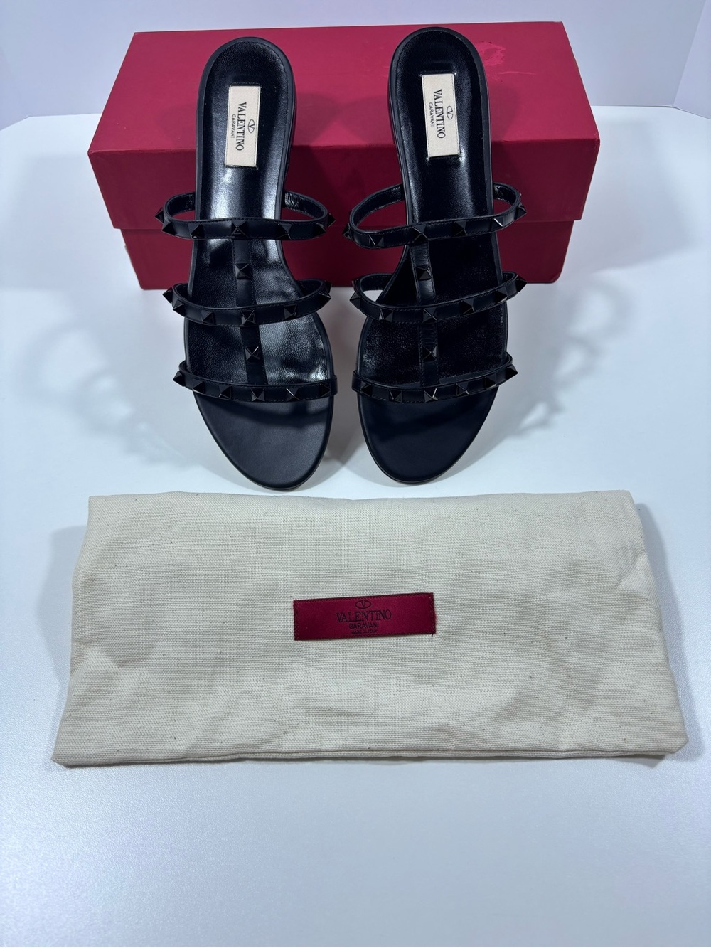Valentino Garavani Rockstud Black Leather Flat Slide Sandals EU 41 New Box